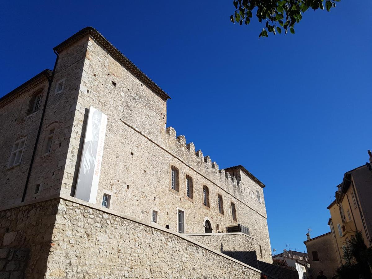 Appartement 2 Pieces Coeur Vieil Antibes Ngoại thất bức ảnh